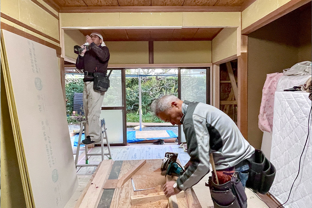 大工職人の作業風景