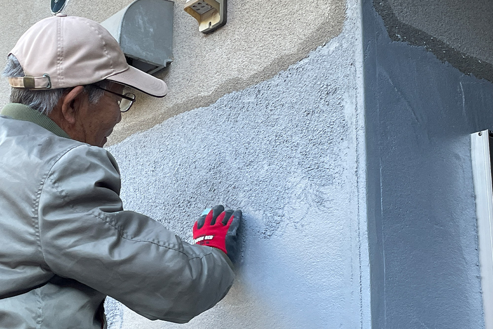 左官職人の作業風景